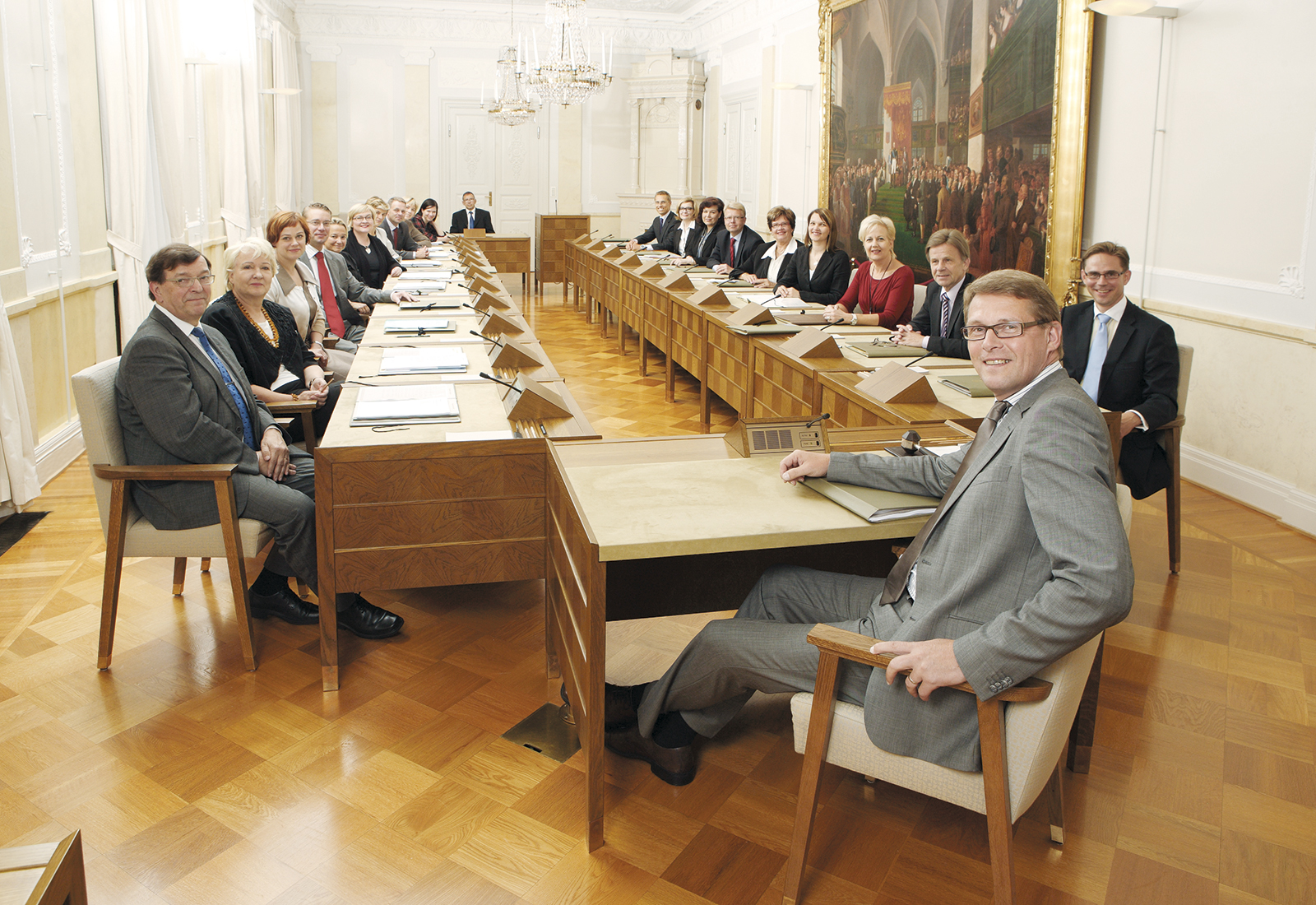 Matti Vanhanen pitää yhä kiinni yksityisyydestään ja puutarhakaupungeista