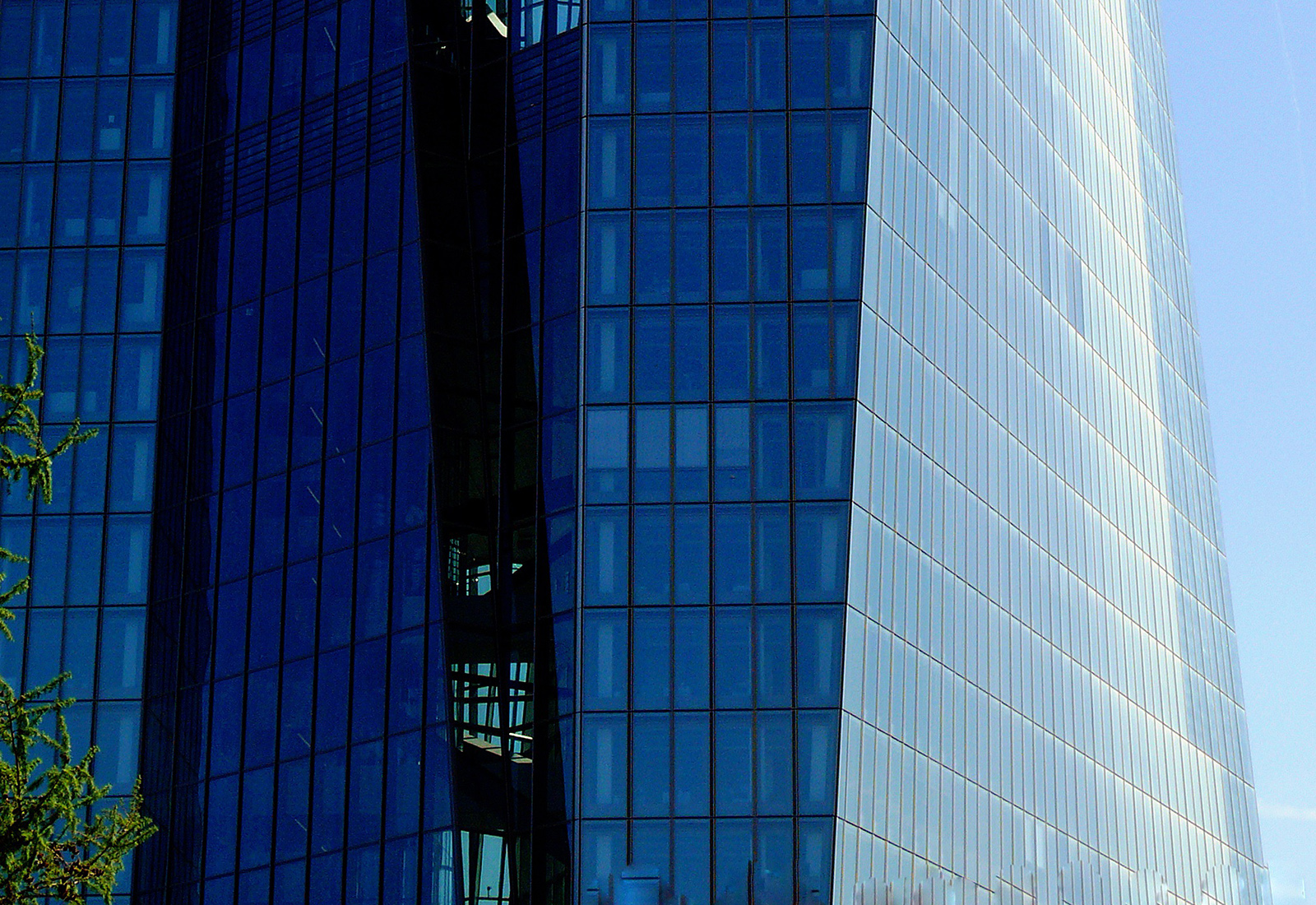 Onko rahapolitiikka ollut liian kireää Suomelle?