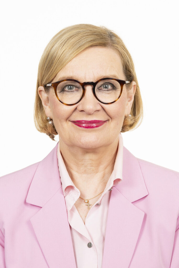 Paula Risikko (Kuva: Pirjo Tuominen)